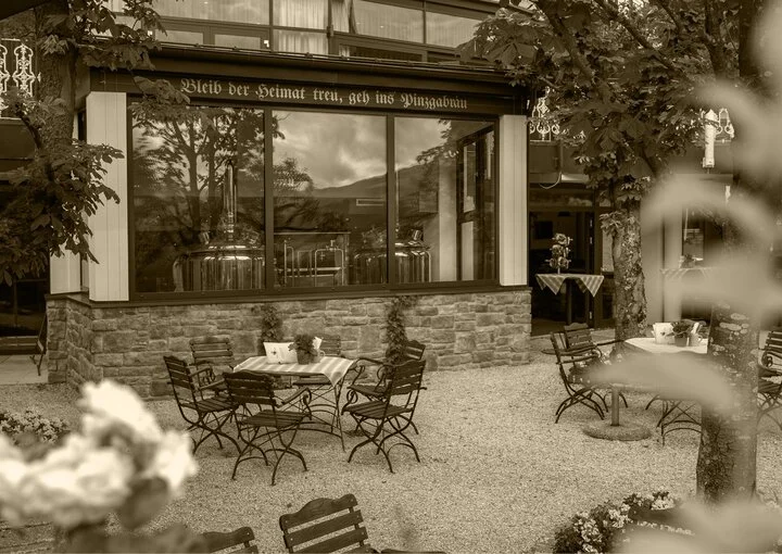 Historisches Hotel Zell am See - Geschichte Grand Hotel Historisches Hotel Zell am See - Geschichte Grand Hotel