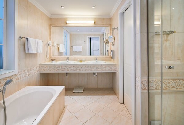 Hotel on the lake, Zell am See for your wellness vacation